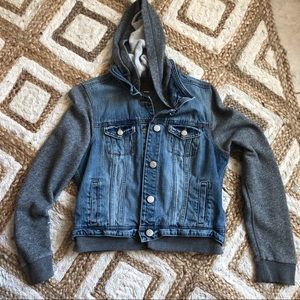 American Eagle Jean Jacket Size Large